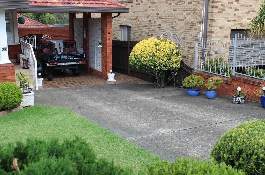 Concrete driveway, before